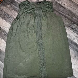 Women’s Cute Dress EUC and clean condition